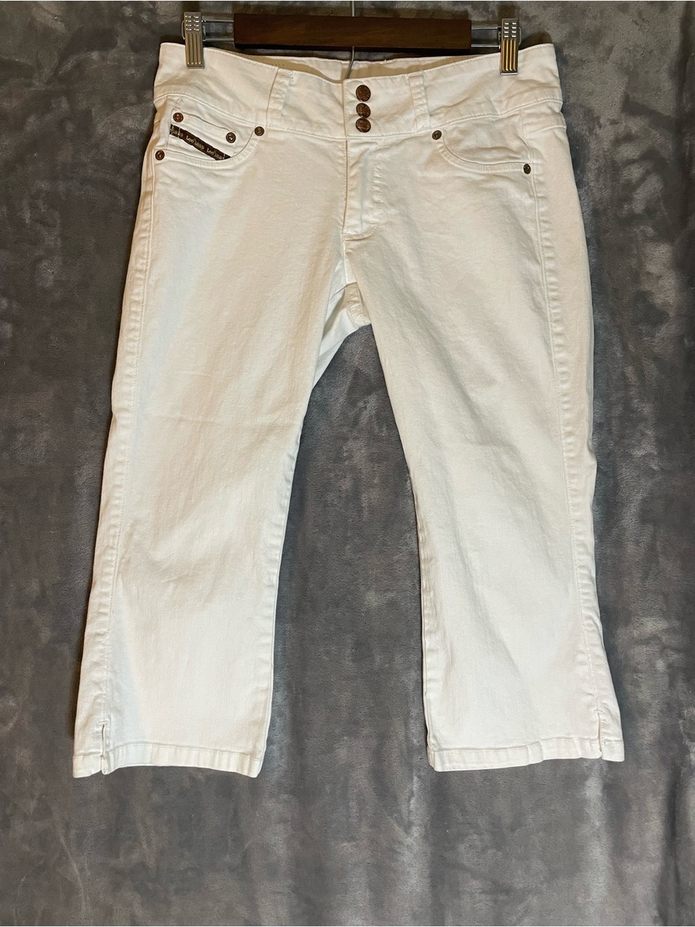 Lee Women’s Relaxed White Crop Jeans